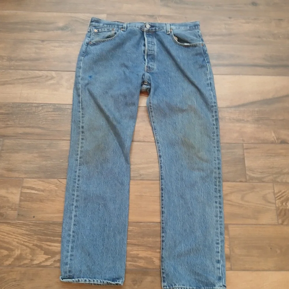 Levi's 501 Jeans Mens 38x32 (FITS 37x30) Blue Button Fly Straight Leg Cotton